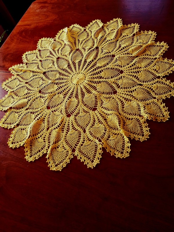 Vintage Sunflower Yellow Hand Crocheted 32" Doily Table Topper