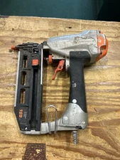 Paslode T250S-F16 Straight Finish Nailer 16ga Air (HPB022339)