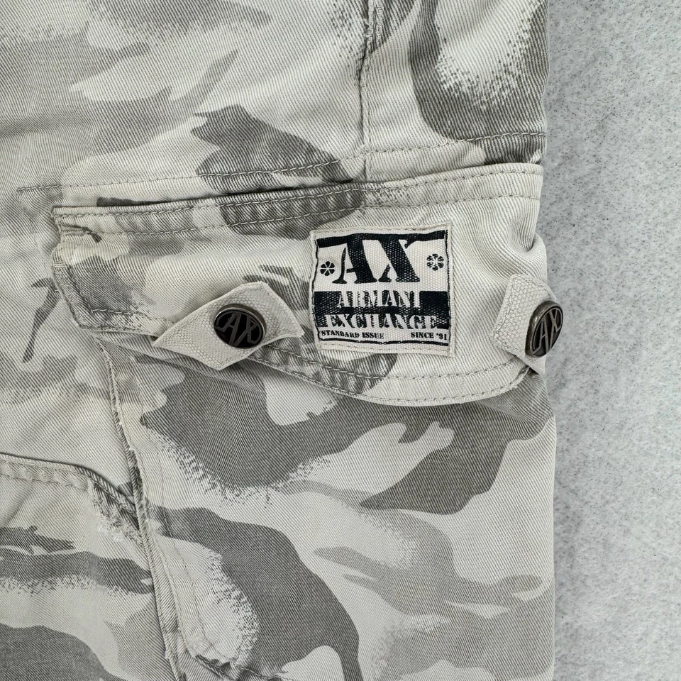 Shorts Armani Exchange Cargo Masculino 28 Camuflagem Cinza Excedente Grunge Gorpcore Utilitário - Imagem 4 de 4