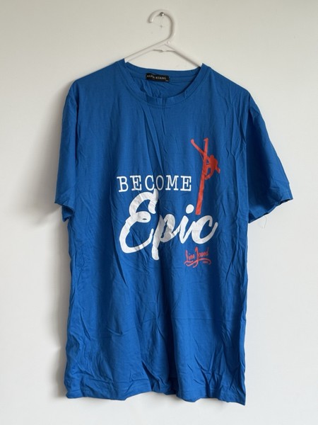 Alice Kuang Women’s Royal Blue Graphic T Shirt With Become Epic Write up Size XL