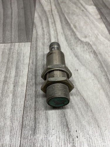 Pepperl Fuchs 85501 NBB8-18GM50-E2-V1 #4035PT192 - Picture 1 of 4