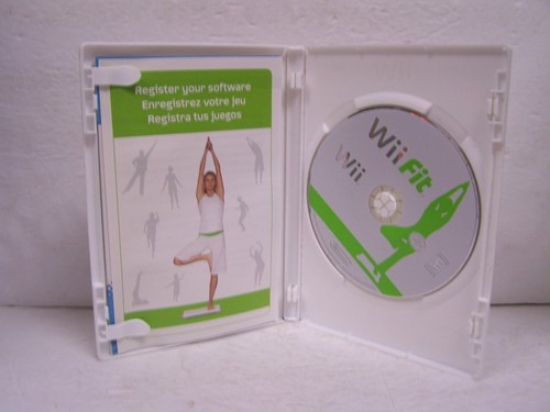 Wii Fit Plus (Nintendo Wii, 2009) CIB - Picture 3 of 3