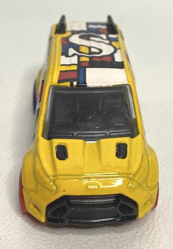 2014 HOTWHEELS FORD TRANSIT CONNECT 1:64 SCALE HW ART CARS SERIES - Picture 5 of 9