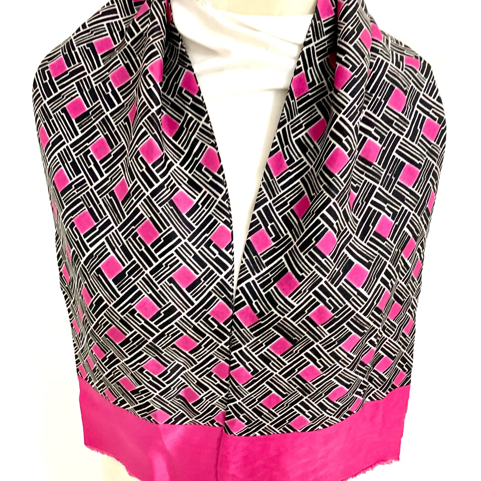 UNBRANDED CHECK PINK RECTANGLE Polyester scarf   … - image 3