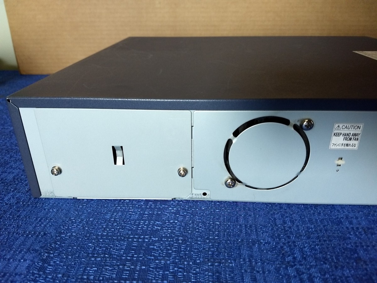 Système de téléphonie NEC SN1750 CYGMA avec Module CD-CP00 CD-2BRIA CD