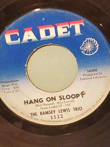 RAMSEY LEWIS TRIO 7" 45 RPM "Hang on Sloopy" & "Movin Easy" G contition - Bild 1 von 4