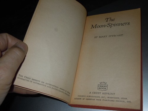 The Moon Spinners by Mary Stewart Crest Book Paperback Novel. 1965 First Crest - Picture 4 of 11