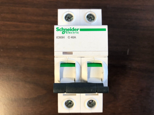 New BOX OF 6 Schneider circuit breaker 2 pole 40 amp C curve 415v ACTI9 IC60H - Picture 3 of 8