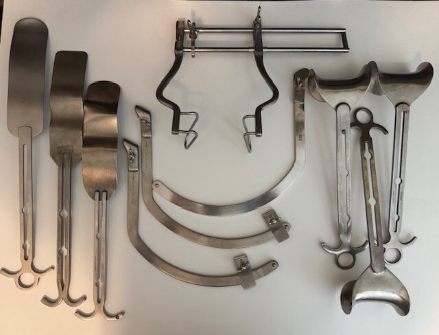 Balfour Retractor & Multiple (10) Attachable Accessories by Multiple Brand Names