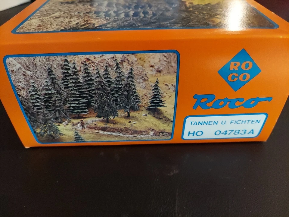 Roco HO Scale Pine Trees 04783A  (set of 8) Tannen - Image 3 of 3