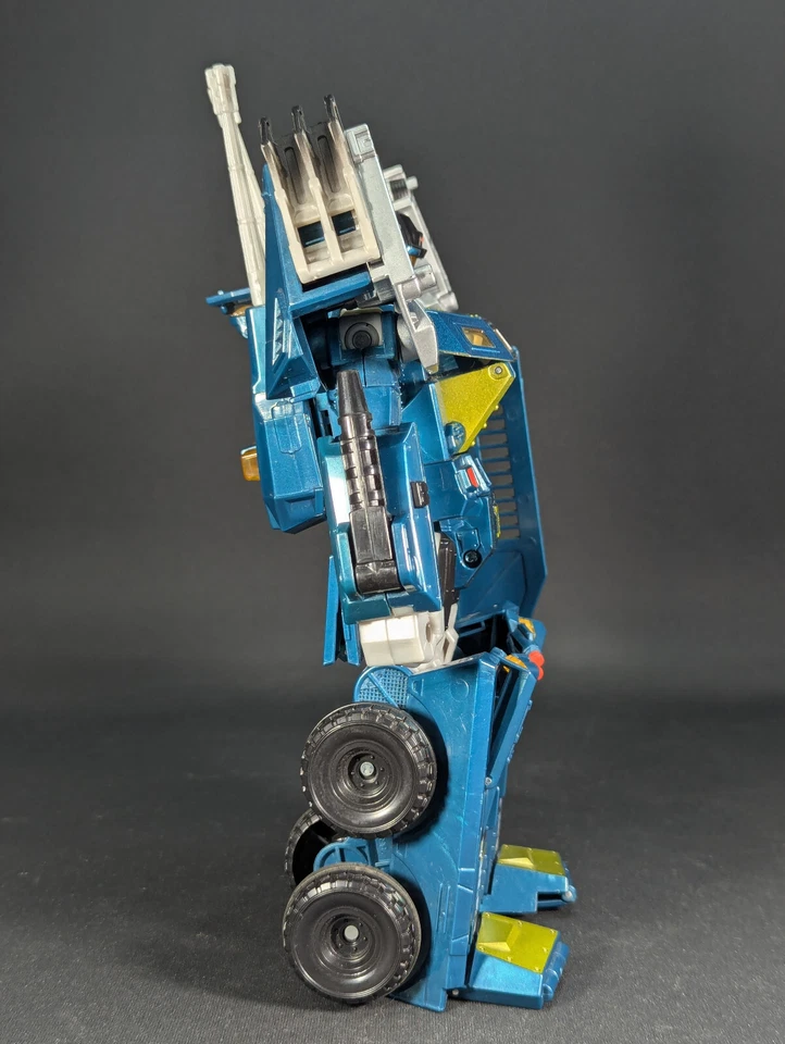 Transformers Henkei Onslaught complete Takara USA Edition Universe 2008 - Image 4 of 4