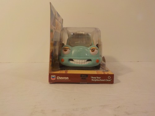 A504 The Chevron Cars 1999 Woody Wagon #16 Collectible Car - Picture 2 of 6