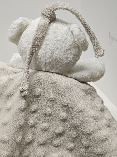 Blankets And Beyond Vintage Bear Lovey Gray And White Sewn Features - Picture 4 of 13