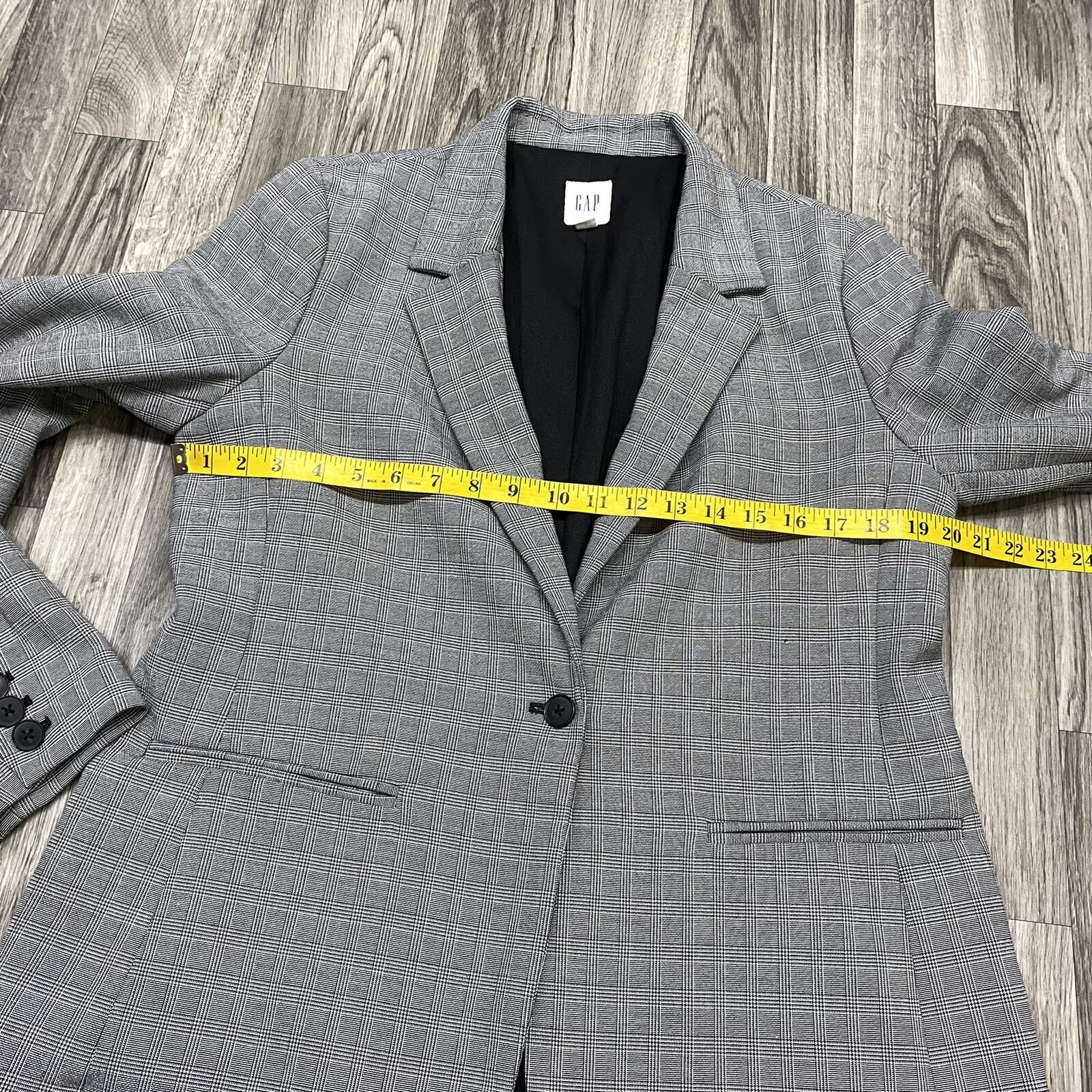 GAP Button Front Lined Long Sleeve Gray Check Bla… - image 10
