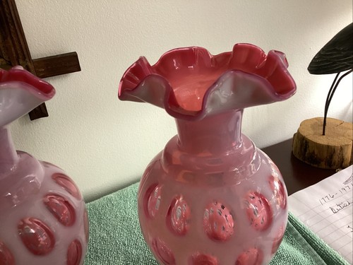 Coppia di vasi vintage Fenton Coin Dot Mirtillo - Foto 6 di 8