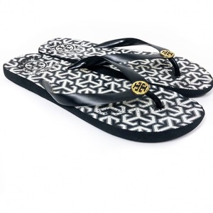 tory burch black flip flops