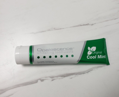Nueva pasta de dientes Opalescence 4,7 oz fórmula blanqueadora dental tamaño regular genial como nueva - Imagen 2 de 7