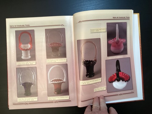 Verre Fenton Made for Other Companies : Volume II 1970-2005 : Identification &... - Photo 21/22