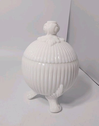 Westmoreland 1940’s Milk Glass Ribbed Ball Egg Shape 3 Footed Candy Dish w/ Lid - Picture 2 of 8
