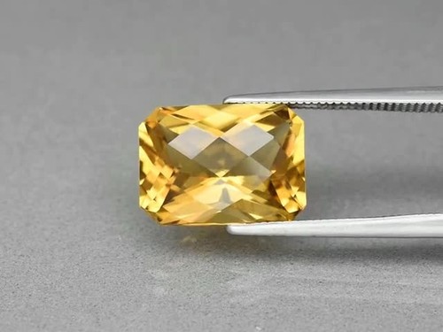 6.12ct 13.3x9.8mm VVS Octagon Natural Yellow Quartz Unheated Brazil - Video 1 von 1