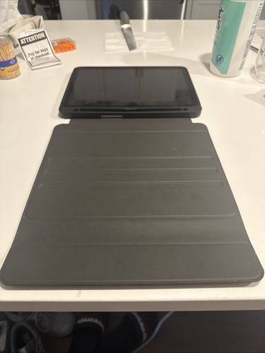 Apple iPad A2696 - Blue - Afbeelding 6 van 8