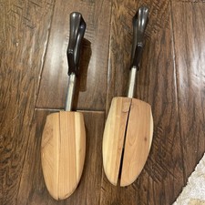 Vintage Florsheim Cedar Wood Adjustable Shoe Trees