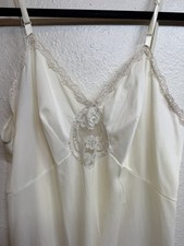 Vintage Vanity Fair Slip Dress Ivory Lace Nylon Nightgown Size 34