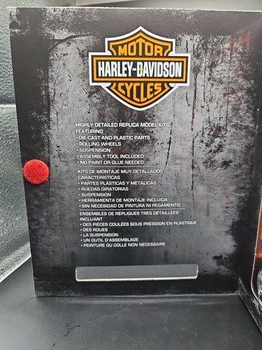 Maisto Harley Davidson H-D Custom 2005 FLSTCI Softail Springer 1:18 Metal Model - Picture 7 of 9