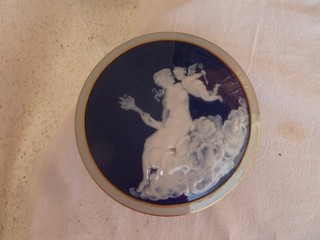 Bonbonnière Porcelaine Artistique de Limoges Barbotine F.M. Grand feu vintage