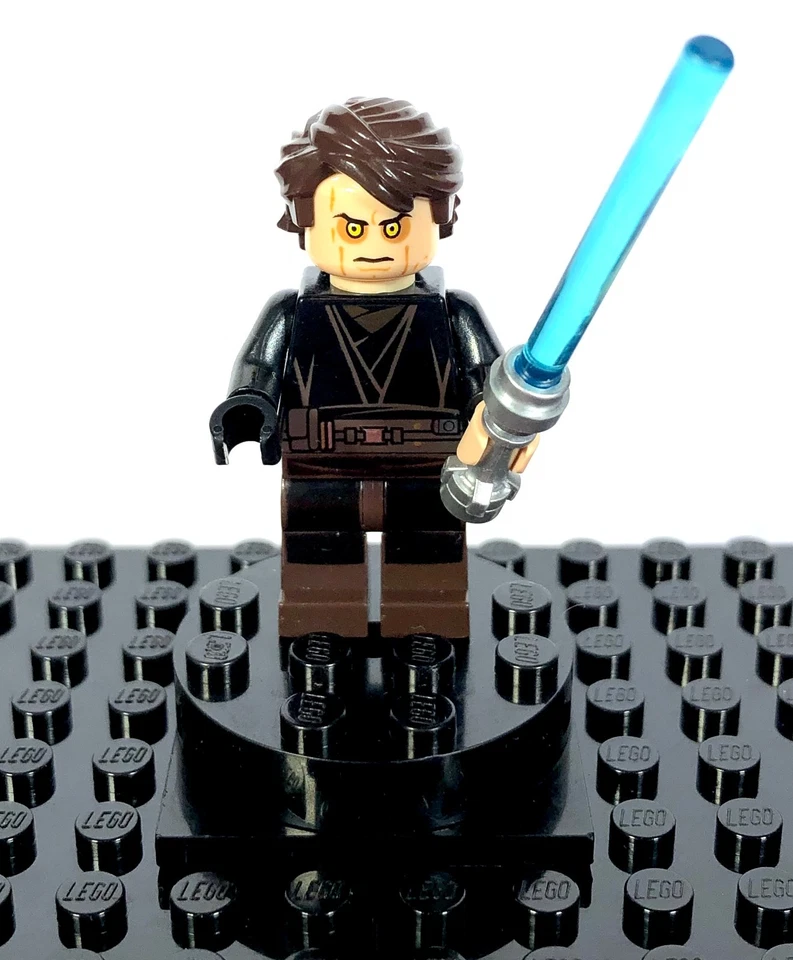 LEGO Star Wars 9494 Anakin's Jedi Interceptor, photo 1 sur 5