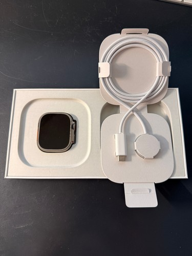Apple Watch Ultra 2 49mm Titangehäuse Blau Ocean Armband - ( MRF63FD/A) - Bild 2 von 4