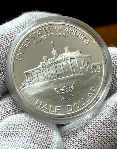 1982-S GEORGE WASHINGTON PROOF 90% SILVER COMMEMORATIVE HALF DOLLAR! 📈🔥 - Picture 4 of 4