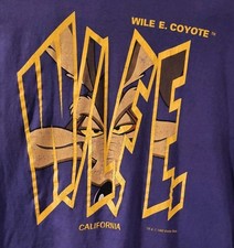 Looney Tunes Mens XL Purple shirt Dated 1993 Wild E Coyote Graphic Made In USA