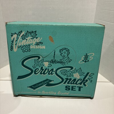 1950s Anchor Hocking Vintage Serva Snack Set (8 pieces) Plates and Cups Nice!