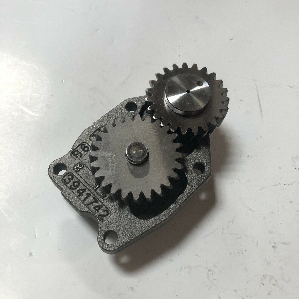 6735-51-1111 6731-51-1111 OIL PUMP FITS KOMATSU 6D102 6D102E PC200