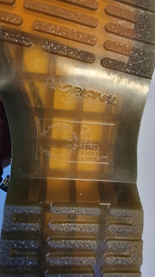 Dr Martens 11821 Womens Combat Boots Size 7 Black Leather Lace Up Shoes