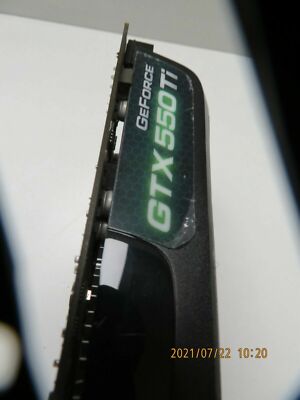 Gaming EVGA Geforce gtx 550 ti 1gb ddr5 geprüft. Funktioniert 100% zum Spielen.