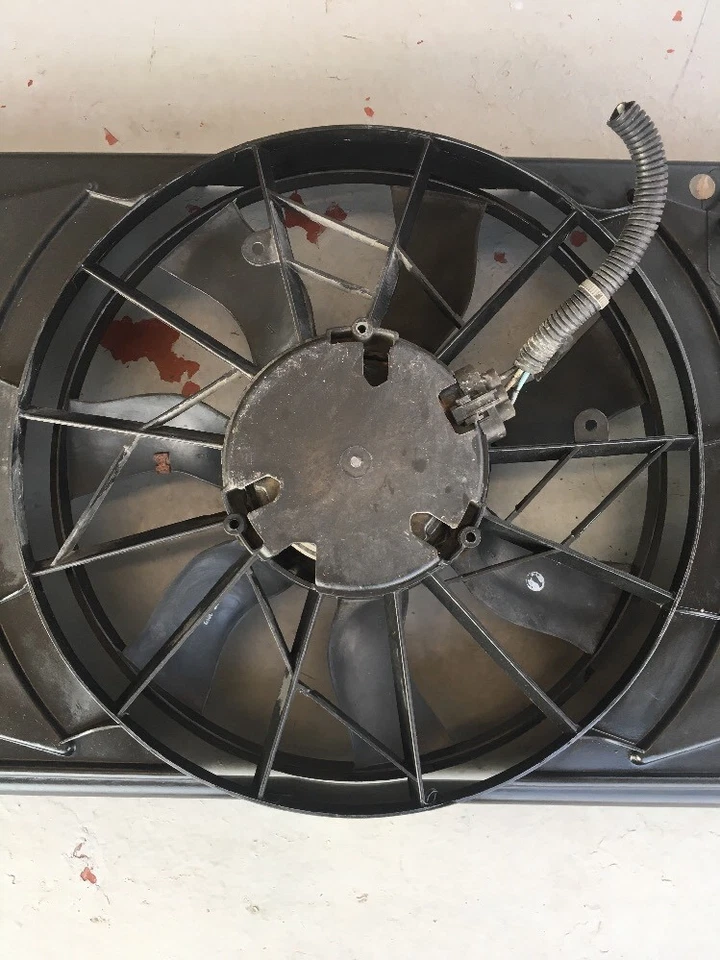 Оригинальный вентилятор охлаждения радиатора 2006-2010 CHEVROLET COBALT 2,2 л - Изображение 4 из 4