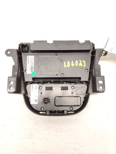 Audio Equipment Radio Control Panel Opt Ufu Fits 13-16 ENCORE 865584 - Picture 2 of 7