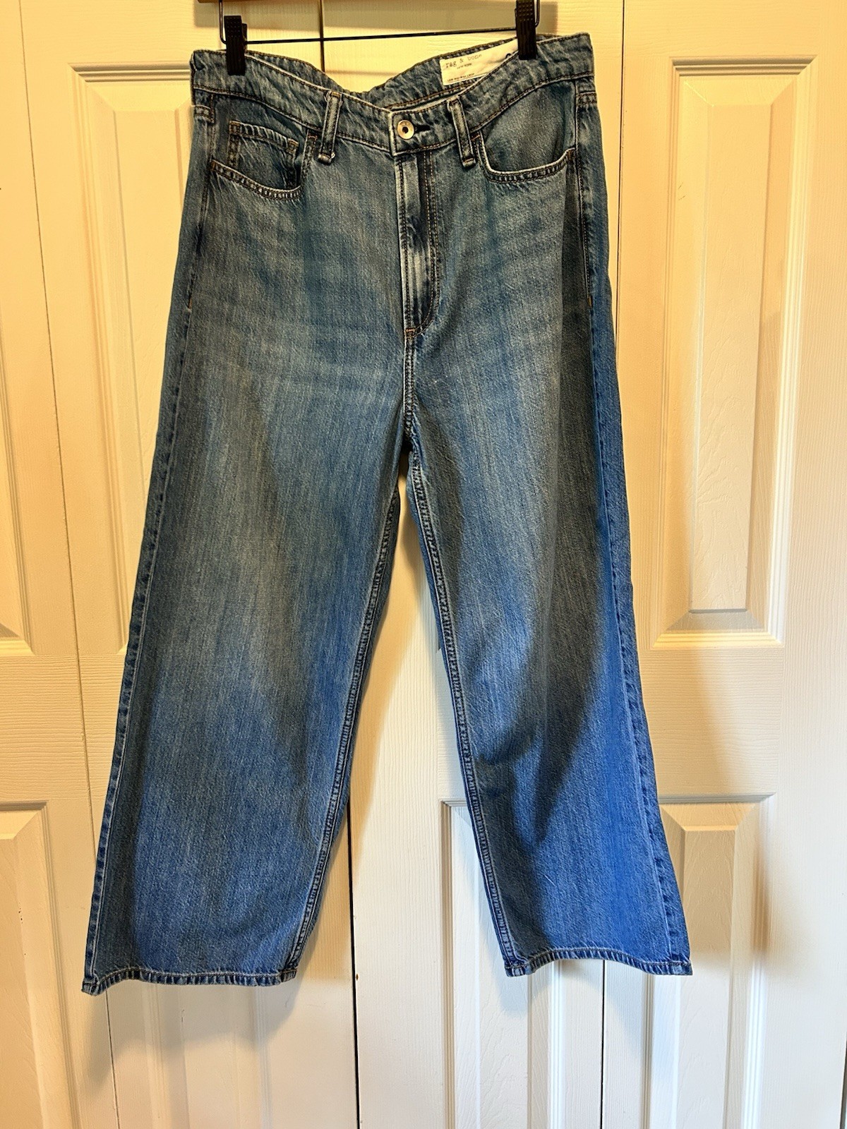 rag & bone Women’s Mid-Rise Cropped Blue Light Wash Denim Jeans 5-Pocket