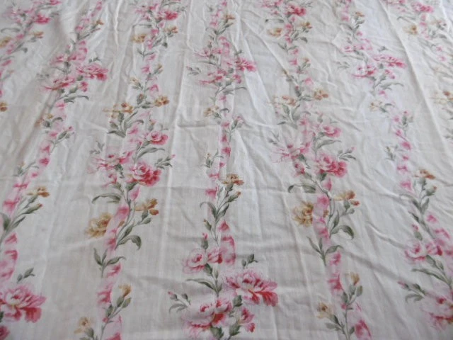 Tissu d'ameublement 1910-1920 : cotonnade imprimée de fleurs - Photo 4/4