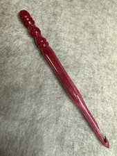 Hand carved Pink Flamingo WOOD YARN CROCHET HOOK size J