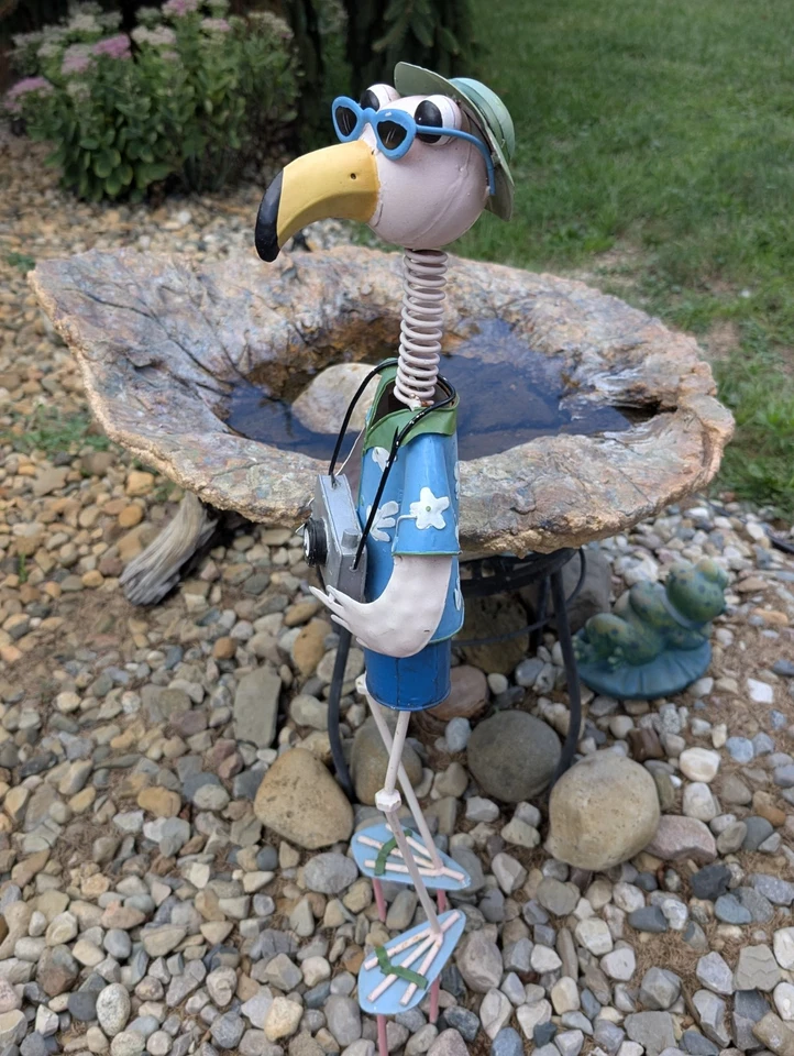 Yard Art Metal Tourist Flamingo Sculpture Hooked Beak Bird Camera Vtg 32" Tall - Image 4 of 4