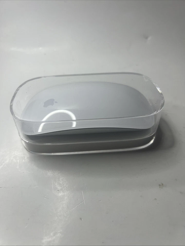 Apple Magic Bluetooth Wireless Laser Multi Touch Mouse A1296 Brand New - Image 4 of 4