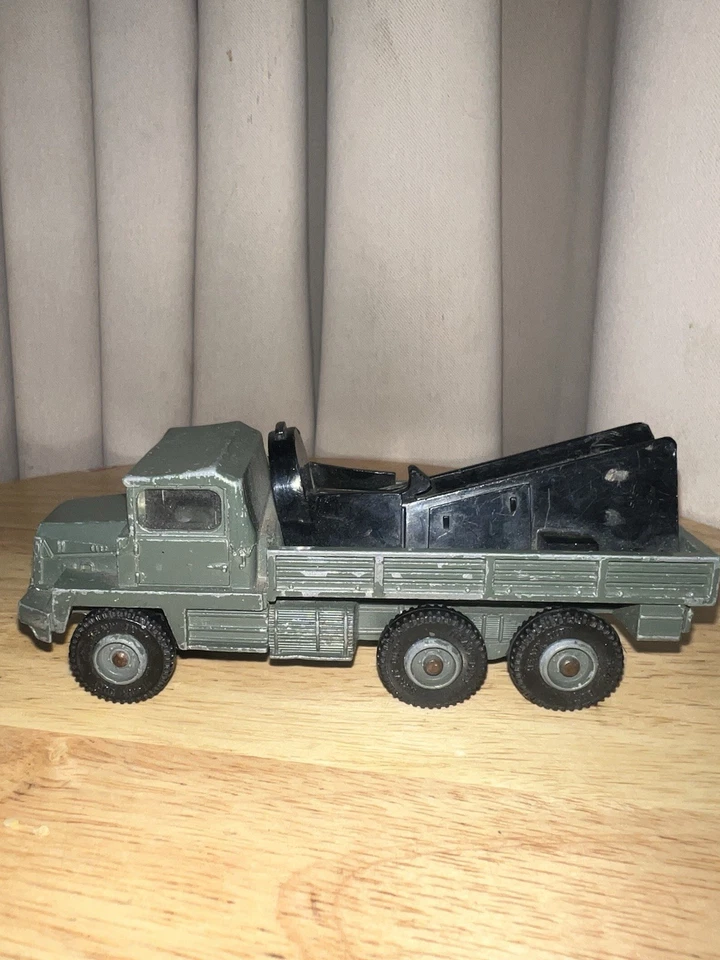 Lanzador de misiles Berliet Gazelle 824 DE COLECCIÓN DINKY TOYS AÑOS 60 buenas condiciones Foto 4 de 4