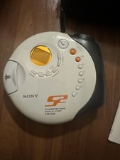Sony Walkman Portable CD Player - with manual and carrying Case