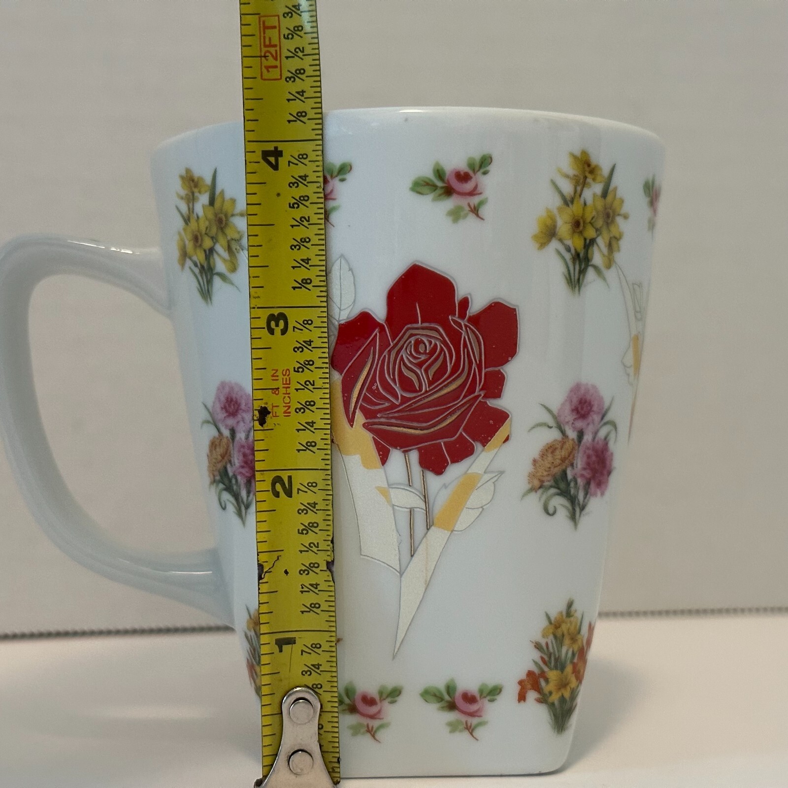 BETTER HOMES and GARDEN, ROSE covered Square Bottom Coffee Mug Cup