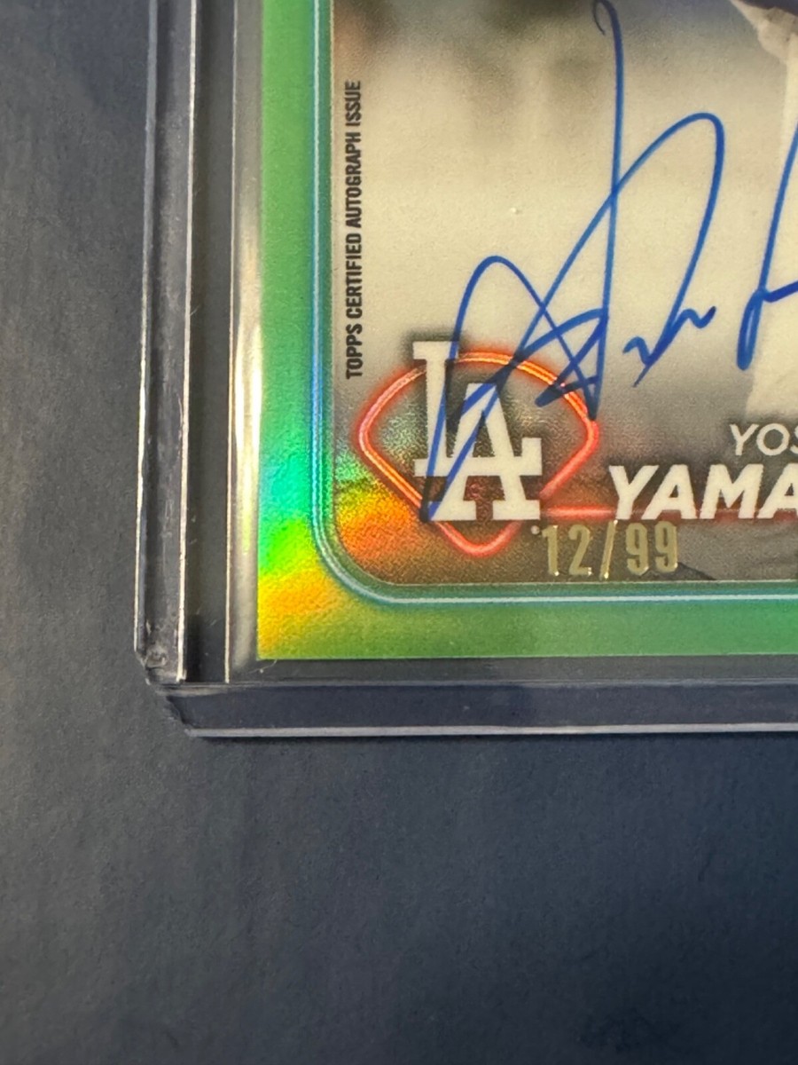 2024 Topps Chrome - Rookie Auto Yoshinobu Yamamoto Green /99 2024 Topps Chrome - Rookie Auto Yoshinobu Yamamoto Green /99