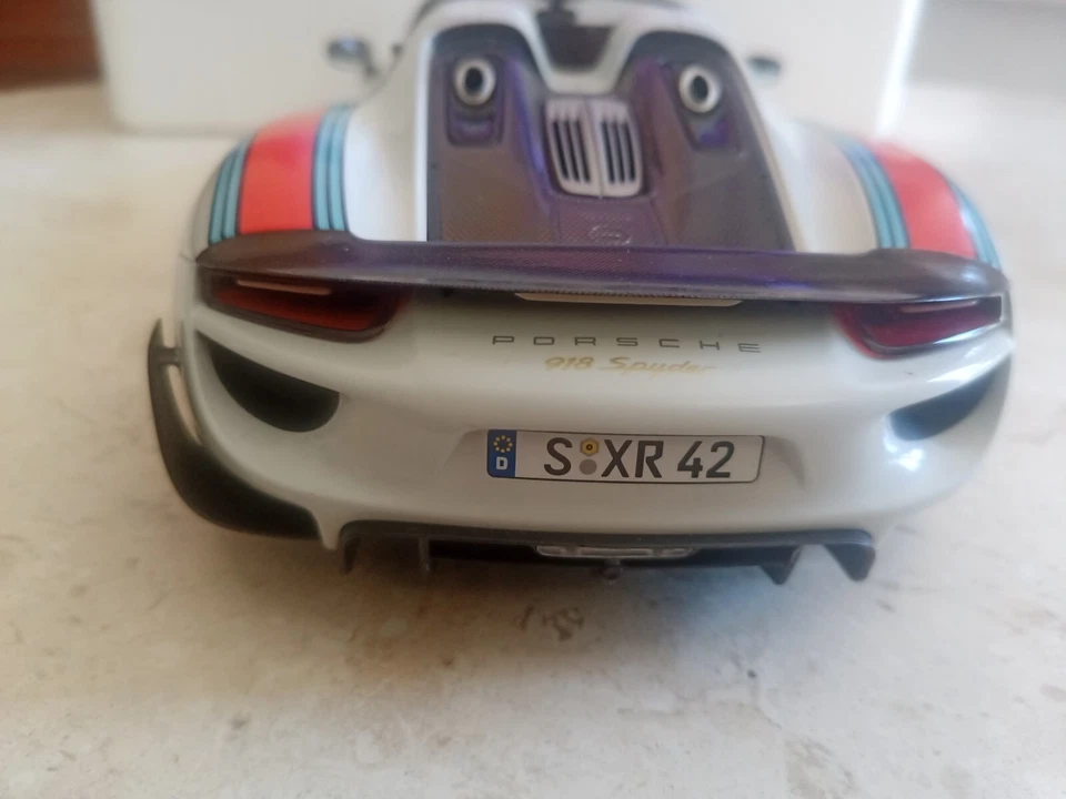 MINICHAMPS 1/18 - PORSCHE - 918 SPIDER #1 MARTINI 2013 edizione limitata - Immagine 4 di 4