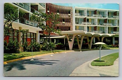 Dorado Hilton Hotel,Dorado,Puerto Rico,Vintage Unposted Circa 1968 Postcard